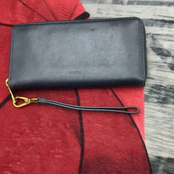 Fossil Navy Zip Around Leather Wallet - Picture 2 of 11